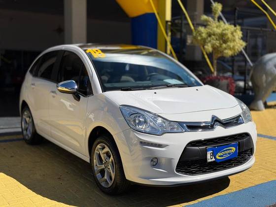CITROËN C3 1.6 VTI 120 FLEX EXCLUSIVE EAT6